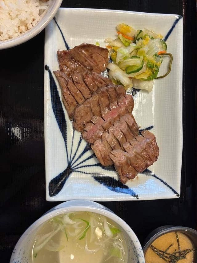 牛たん焼き 仙台辺見 横浜霧が丘店 - サブ画像3