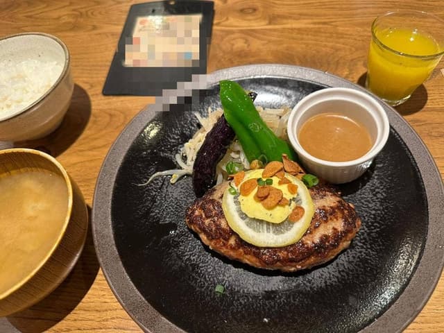 山本のハンバーグ 自由が丘 - サブ画像3