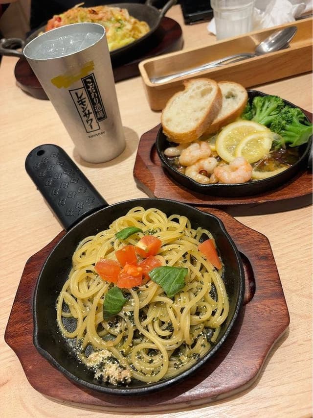 スパゲッティ バジリコ キュービックプラザ新横浜店 - サブ画像1