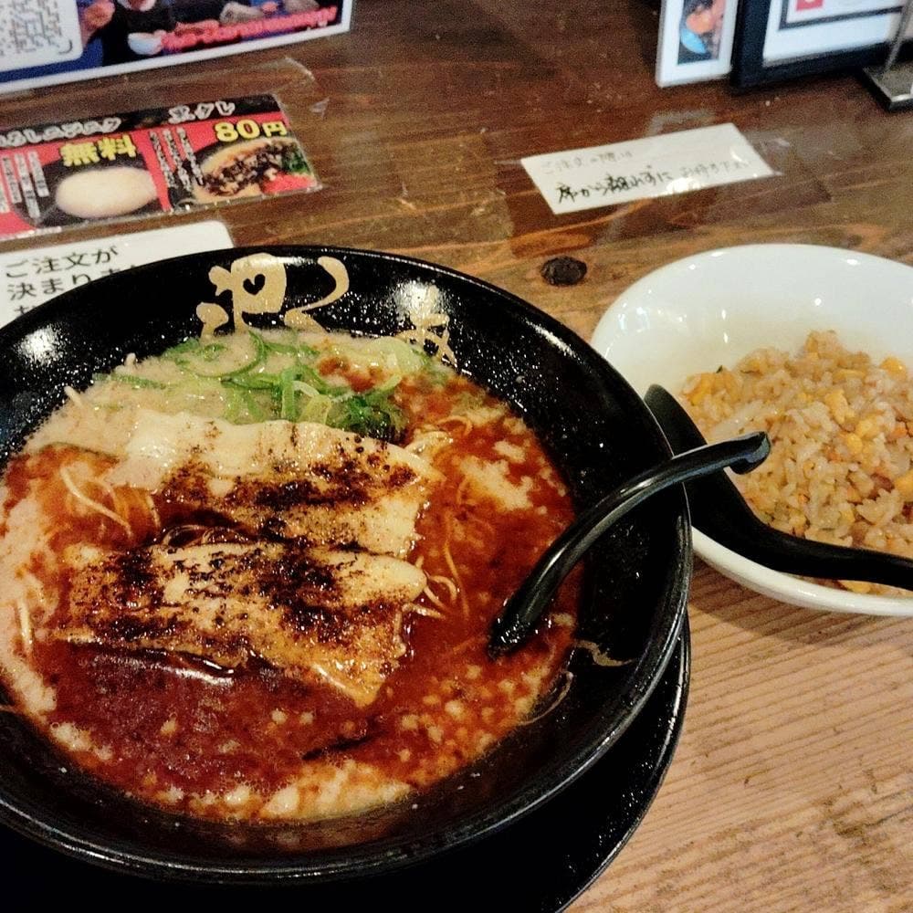らーめん食堂 ろくの家 小郡店