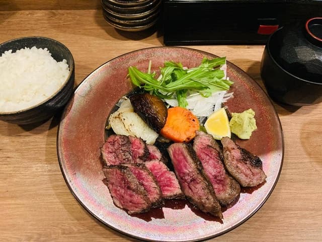 神戸牛ステーキ 寅松 - サブ画像1