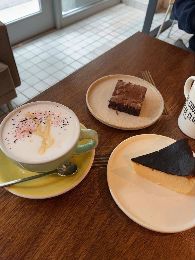 SHELVESS COFFEE