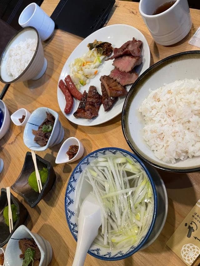 牛たん炭焼 利久 一番町やなぎ町店 - サブ画像1