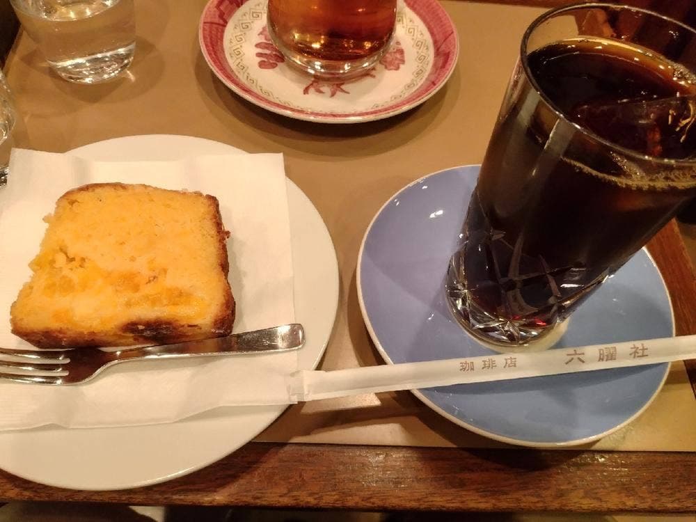 六曜社珈琲店 一階店