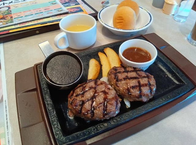 ステーキガスト 浜松東田町店 - サブ画像1