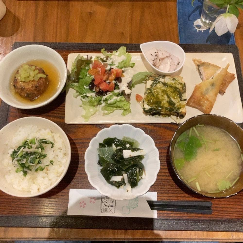 繭蔵