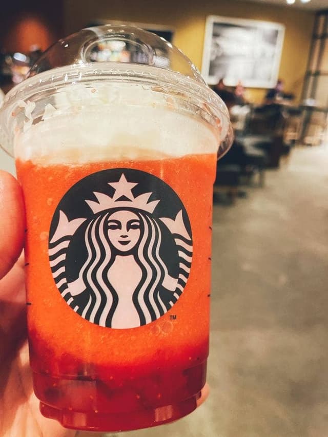 スターバックス コーヒー マロニエゲート銀座1店 - サブ画像2