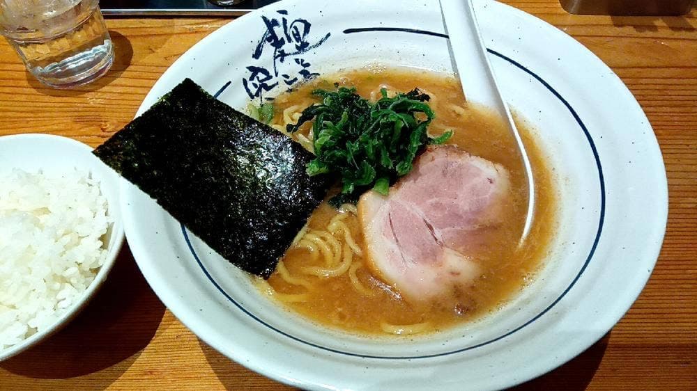 横濱家 イオンモール富士宮店