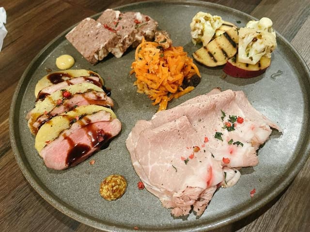 Hearth 恵比寿店 - サブ画像1