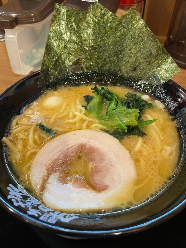 横浜家系ラーメン 町田商店 新百合ヶ丘駅前店 - サブ画像3