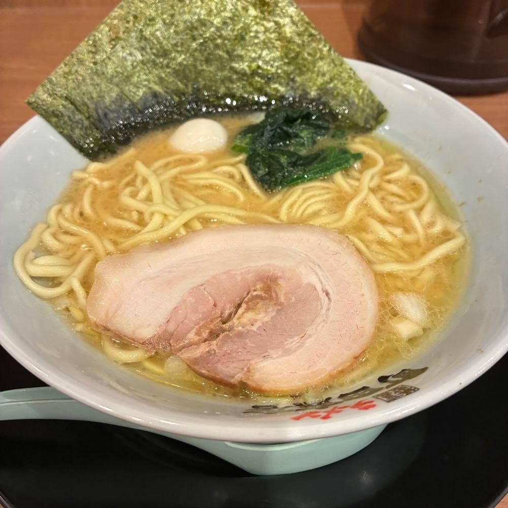 横浜家系ラーメン 町田商店 四日市店