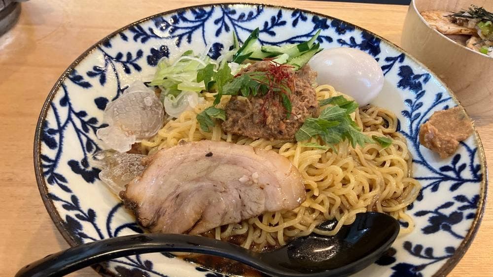 魚骨らーめん 鈴木さん