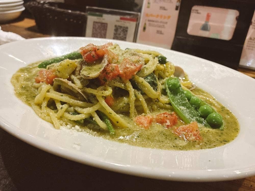 トラットリア コラーレ