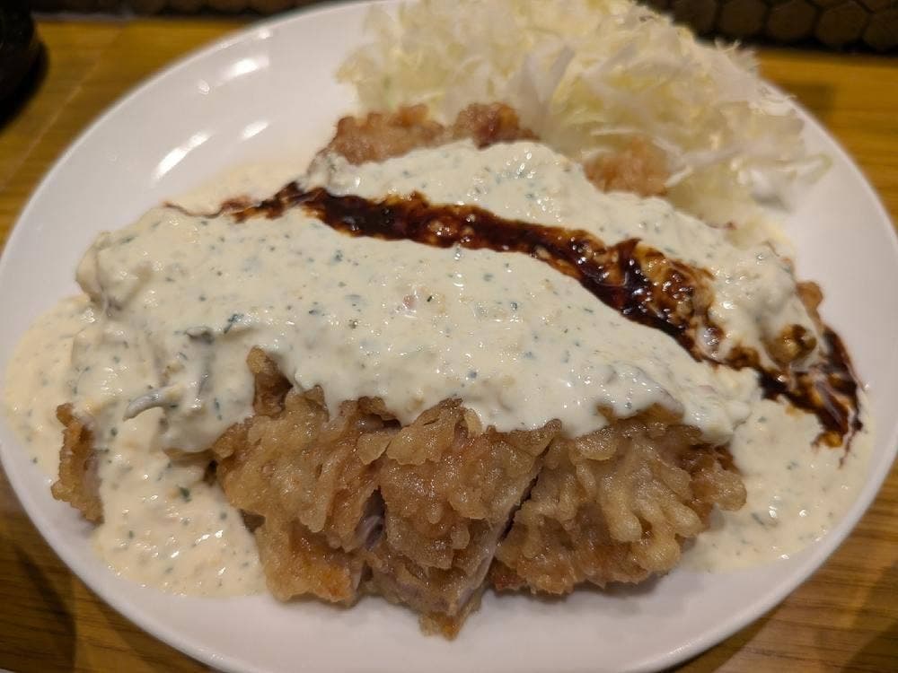 鶏串煮込み しみる 博多天神店