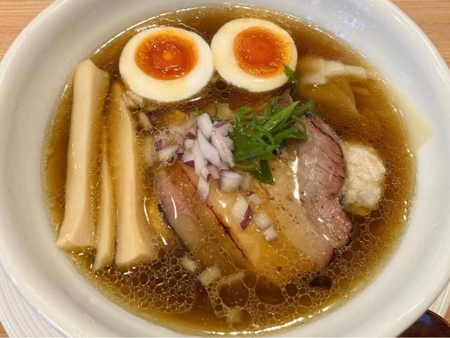横浜淡麗らぁ麺 川上 - サブ画像2