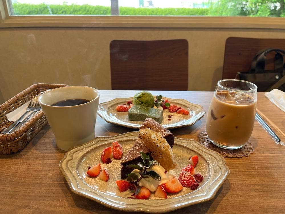 肉とスイーツのお店『KOYORI』