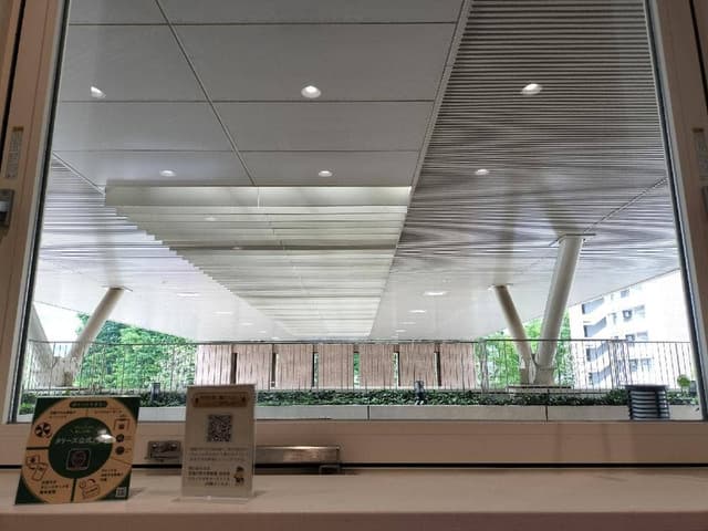 タリーズコーヒー 東京警察病院店 - サブ画像3