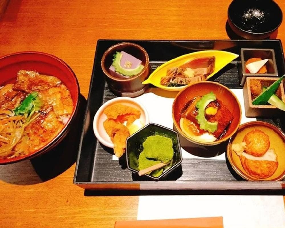 麹蔵 神田店