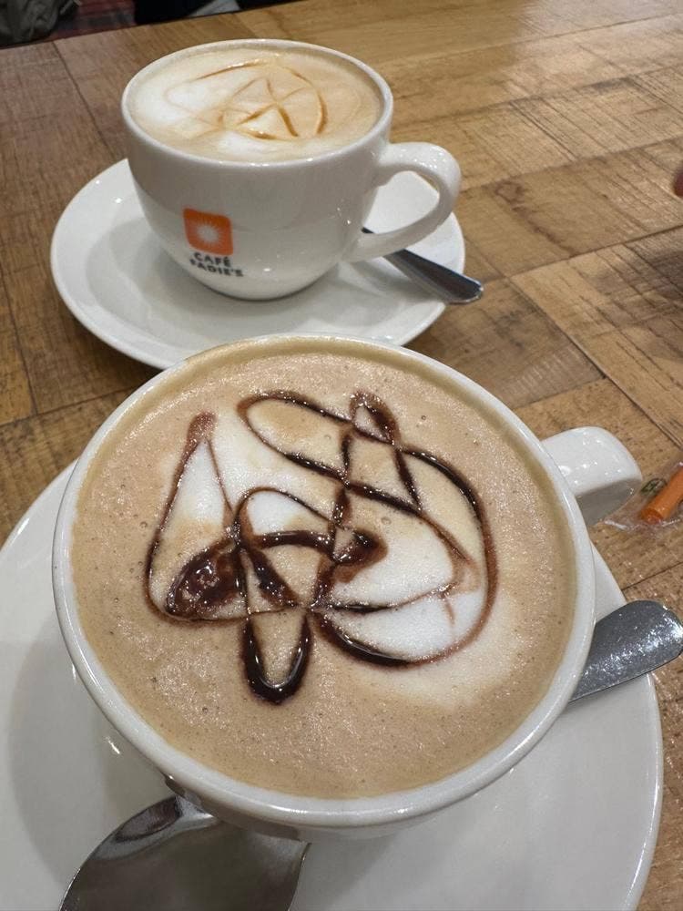 CAFE FADIE 小戸店