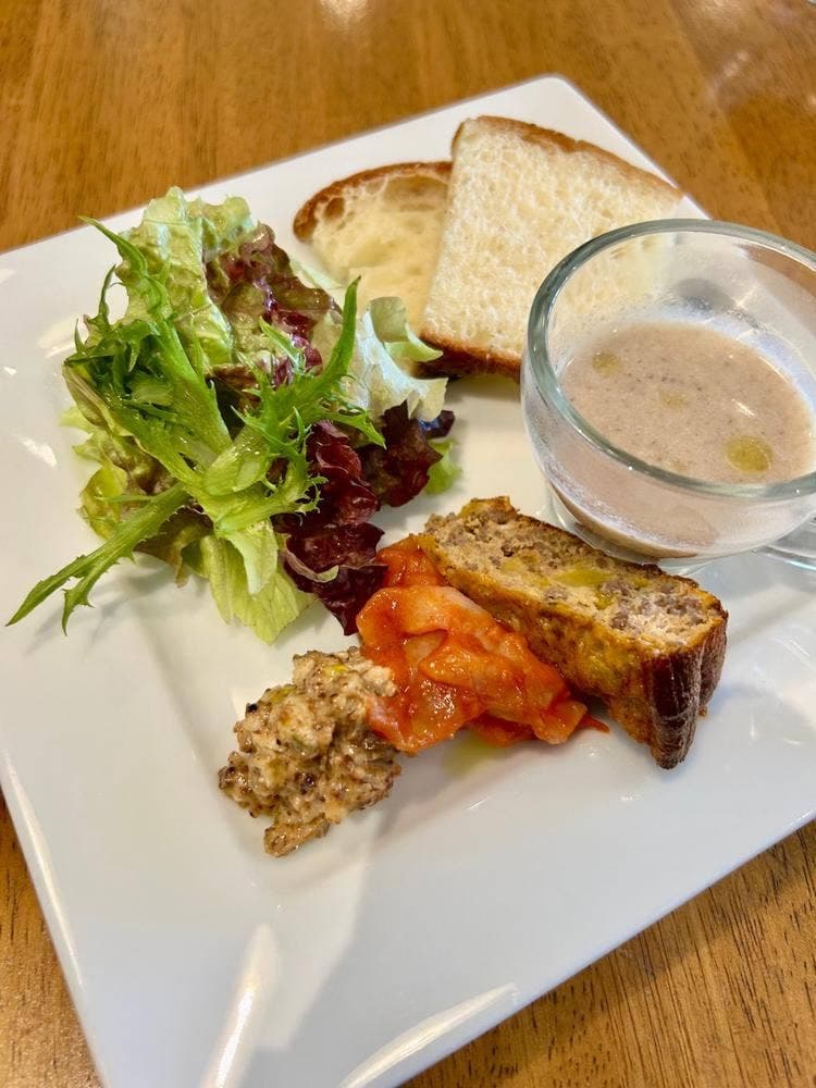 オステリアドンナルイーザ