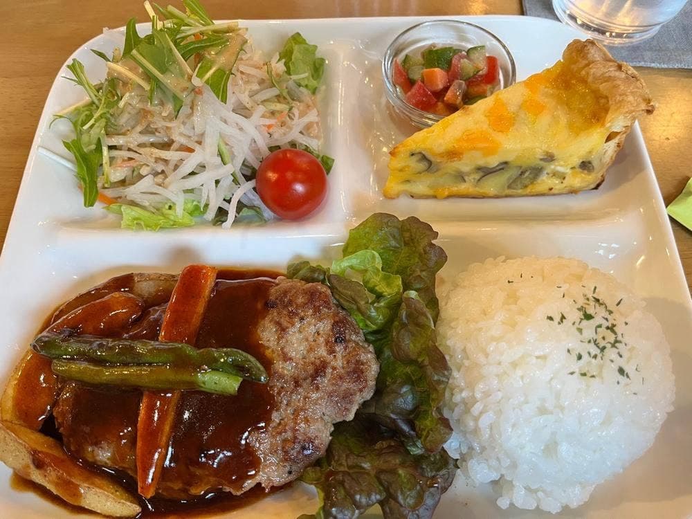 MOIWA三荘