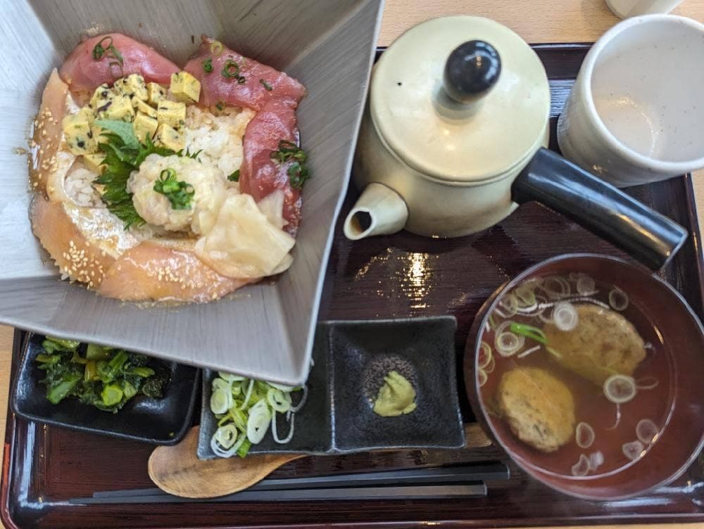 青倉商店 道の駅 富楽里とみやま ハイウェイオアシス富楽里店