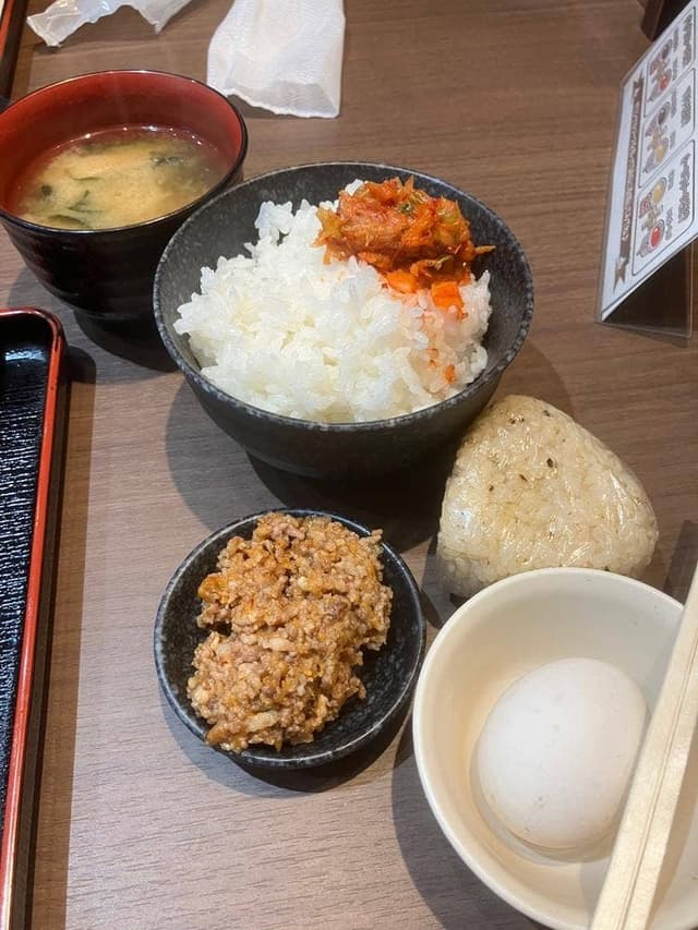 感動の肉と米 三重大前店 - サブ画像3