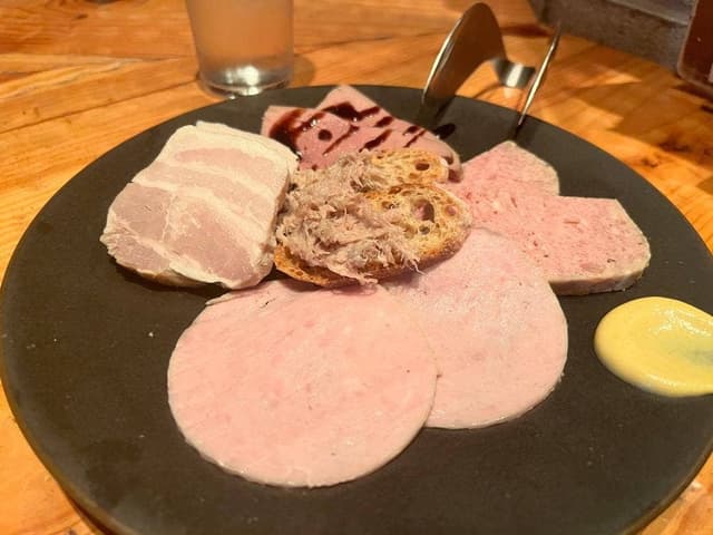 WINE & Craft Beer Bistro ミヤマス - サブ画像2