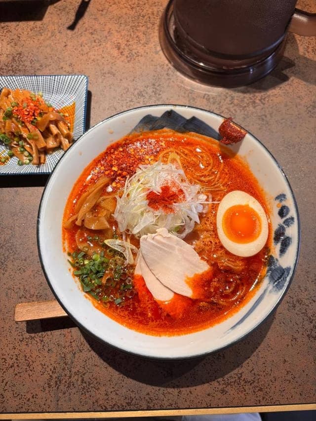 薬膳ラーメン 辛紅 原宿 - サブ画像2