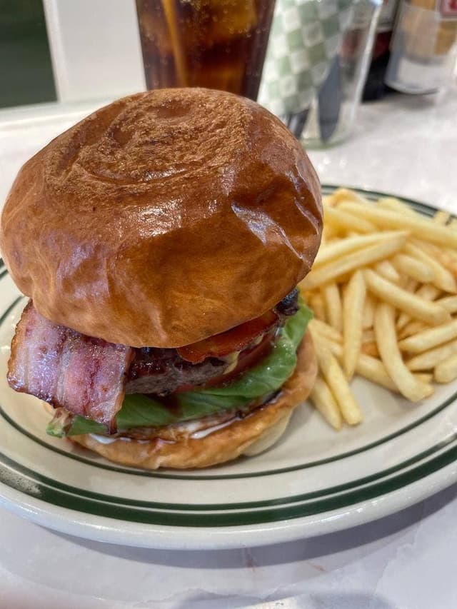 Shake Tree Diner TOKYO - サブ画像1