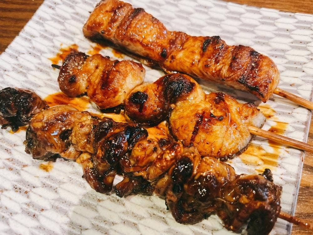 う成ル