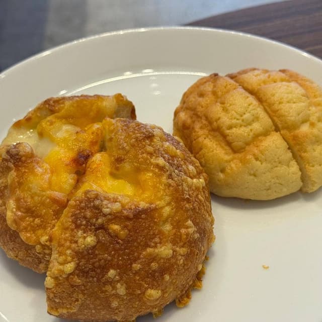 パンとエスプレッソと樹の下で - サブ画像2