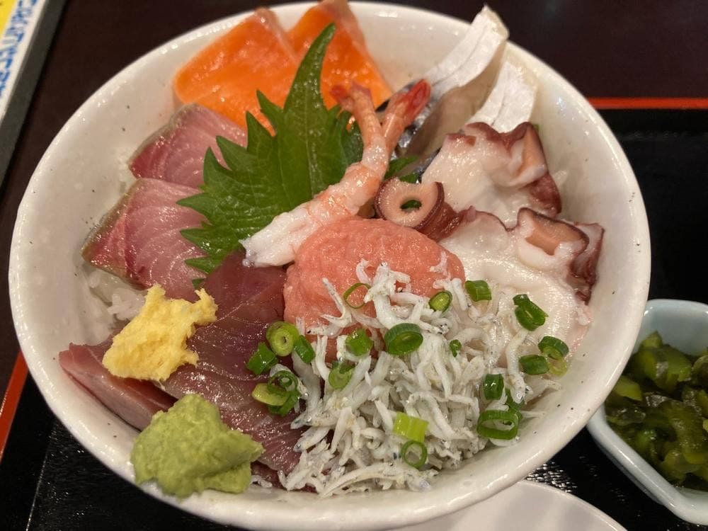 浜の漁師居酒屋 こちらまる特漁業部 駅前AKビル店