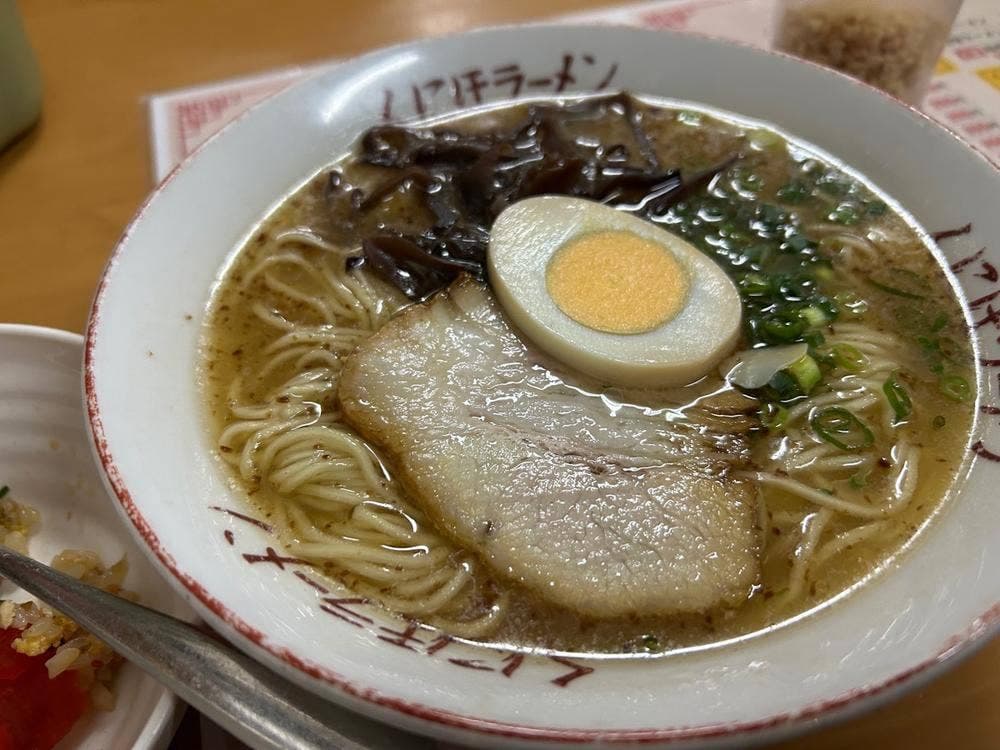 山鹿ラーメンくにほ