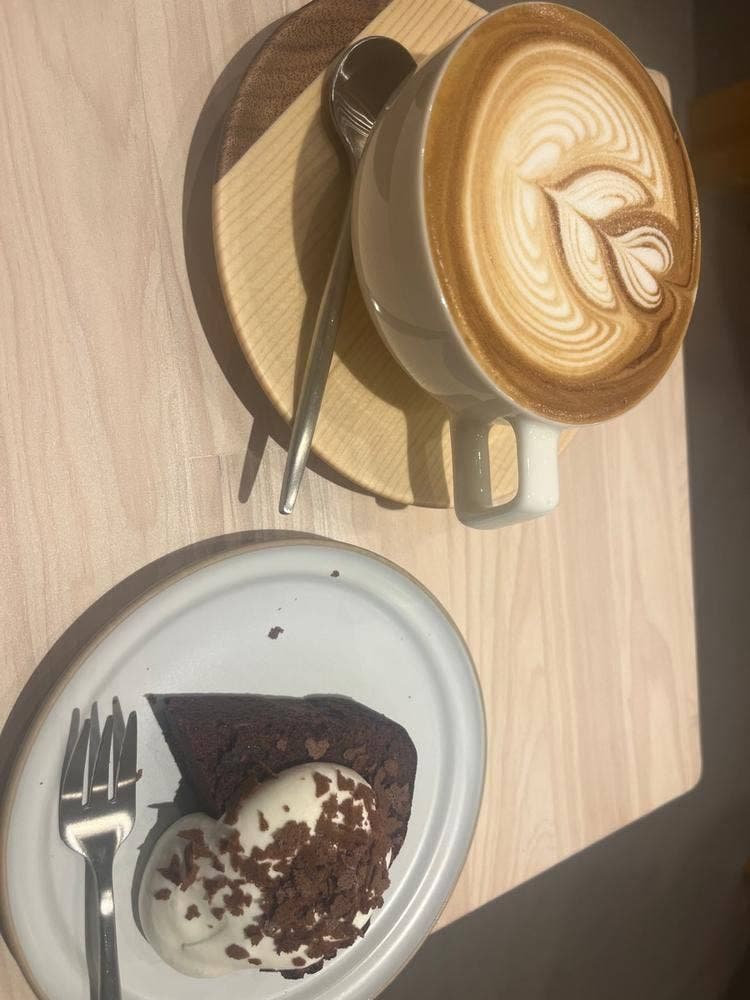 ABUKU COFFEE ＆ LATTEART