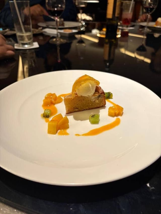 フィフティワンクラブ オールデイダイニングバー - サブ画像1