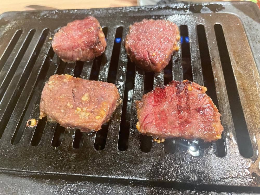 きむや