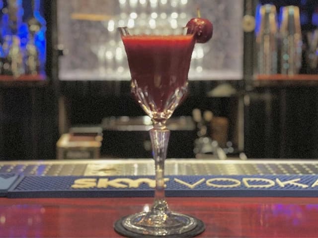 Cocktail & Entertainment AZUR - サブ画像1