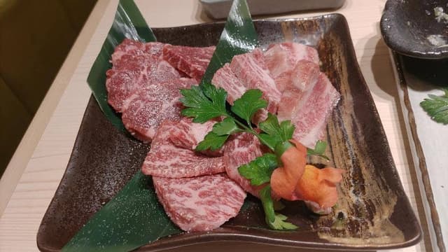 知多牛焼肉と馬肉 虹 - サブ画像1