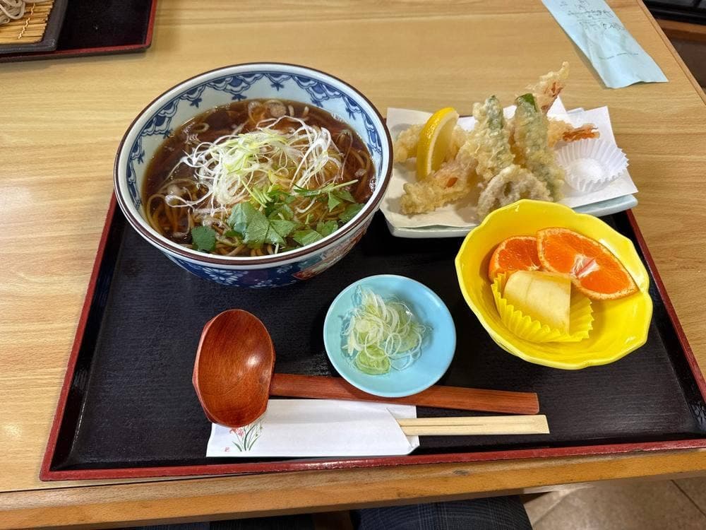 そば打ち めいじん亭