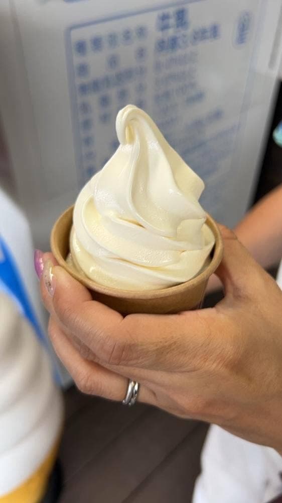 オラッチェソフトクリームスタンド