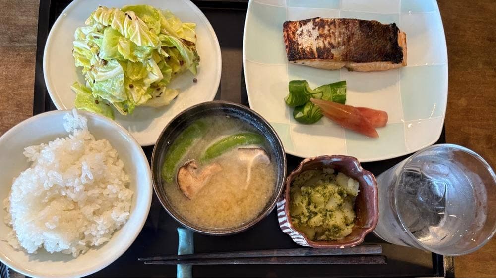 食堂 からす