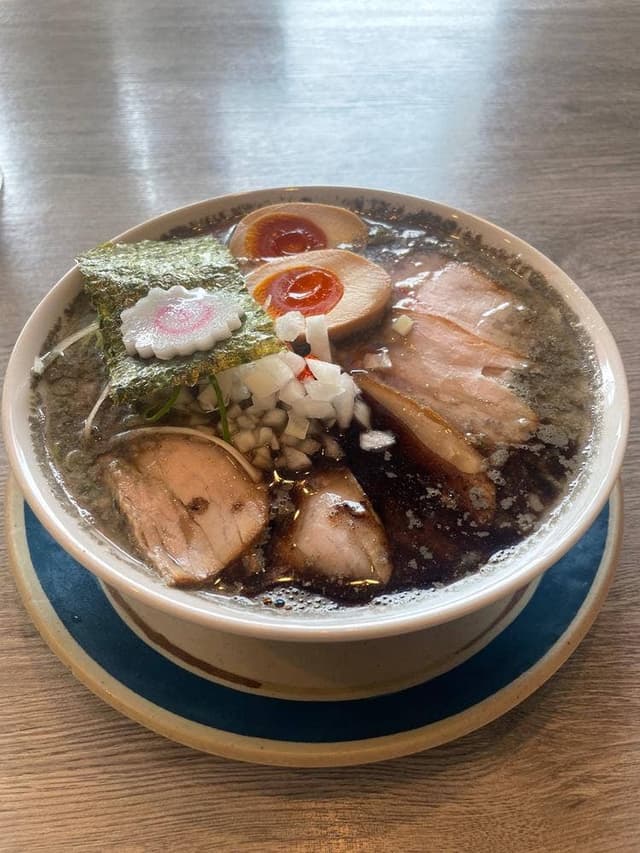 煮干し中華そば ぶっとび亭 - サブ画像1