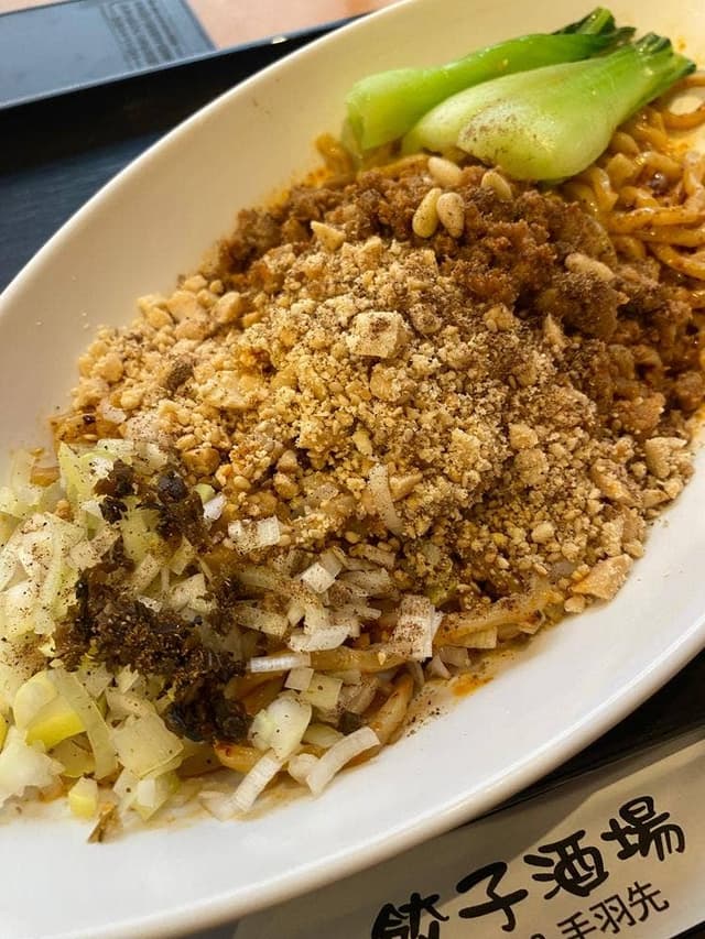 とりそば 手羽先専門店 餃子酒場 別館 - サブ画像1