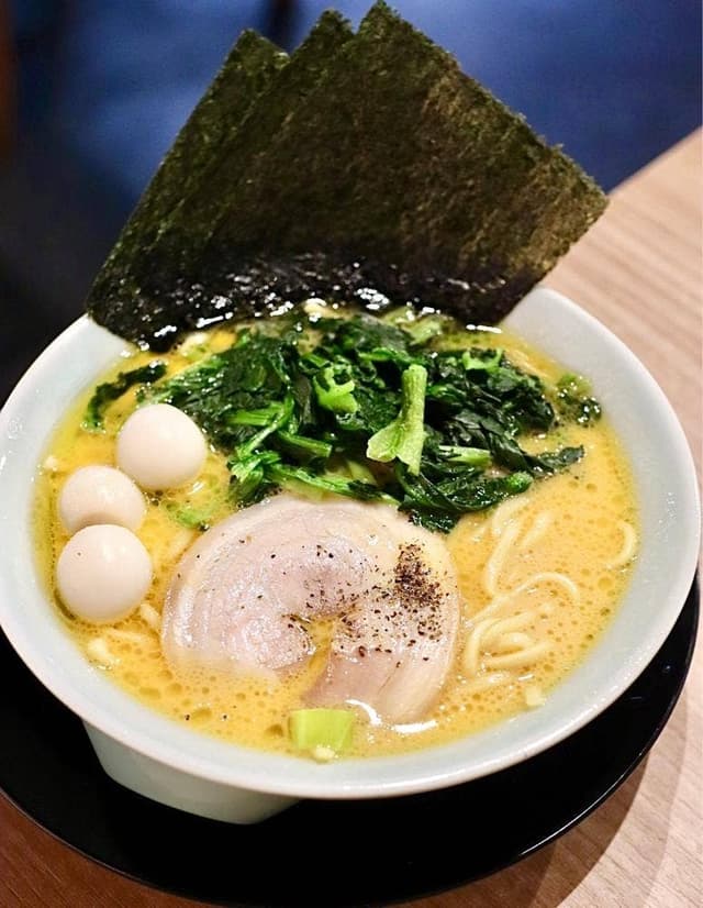 横浜家系ラーメン 山王家 ドン・キホーテ中川山王店 - サブ画像1