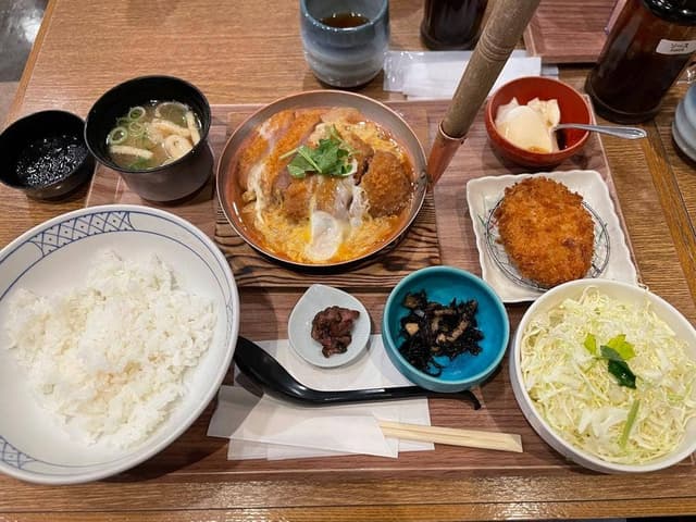 鶴群 大丸神戸店 - サブ画像1