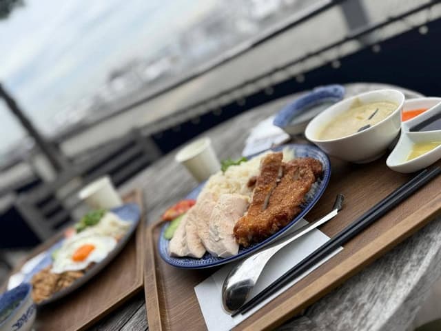アジア食堂 新嘉坡鶏飯 - サブ画像1