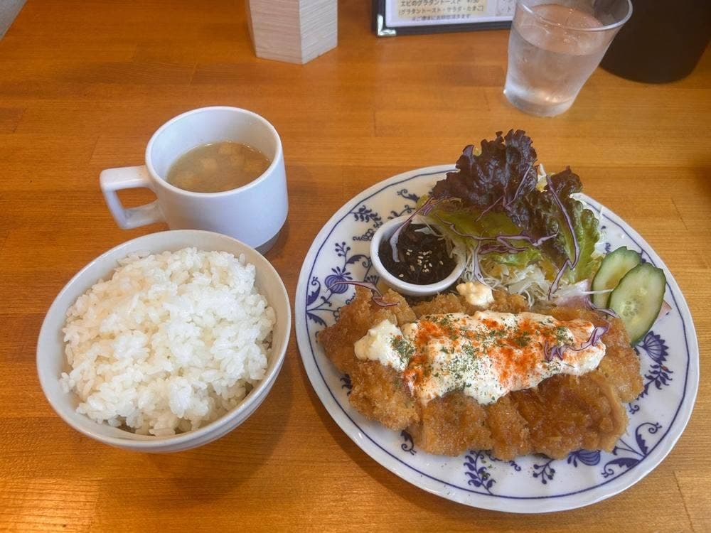 アカシア洋食店