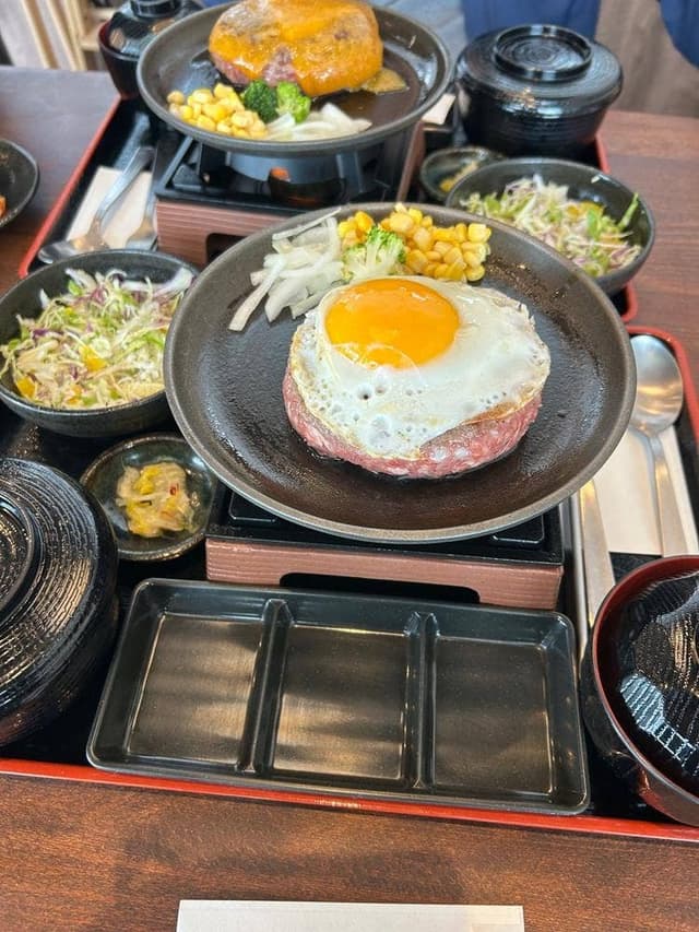 とろけるハンバーグ 福よし 小田急相模原店 - サブ画像3