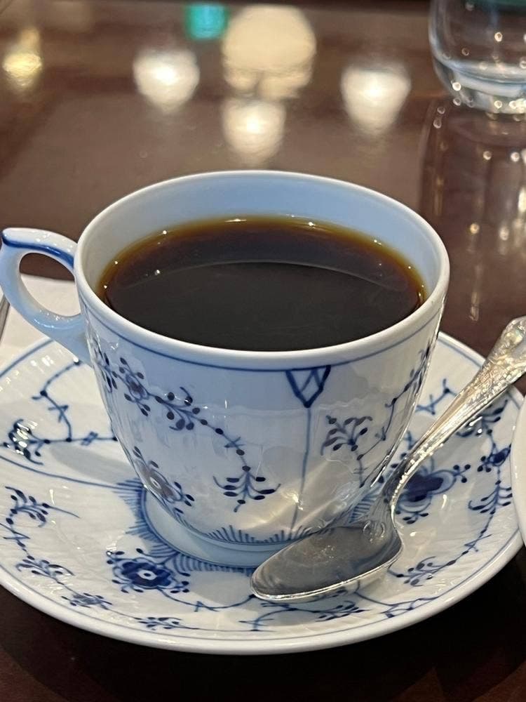 椿屋カフェ 池袋東口店